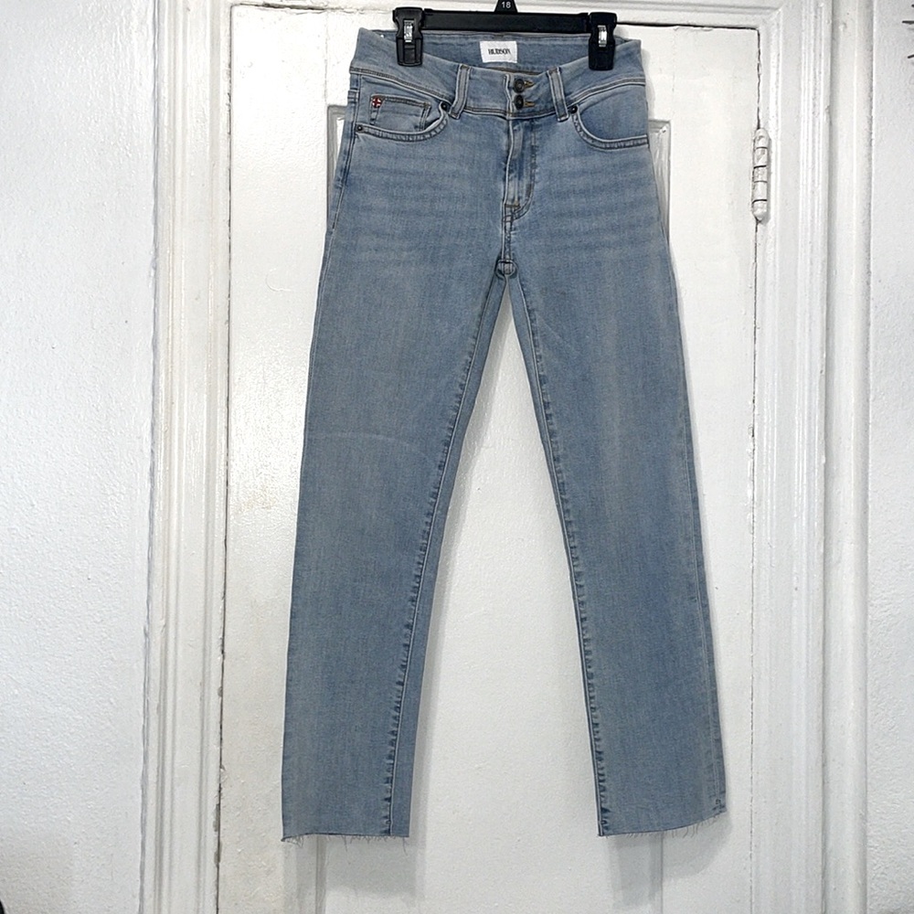 NWT HUDSON Ginny Crop Straight Leg jeans size 26 comfy stretch lycocell raw hem